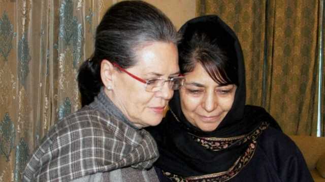 Jammu and Kashmir: Trouble in paradise? Sonia visits Mehbooba Mufti
