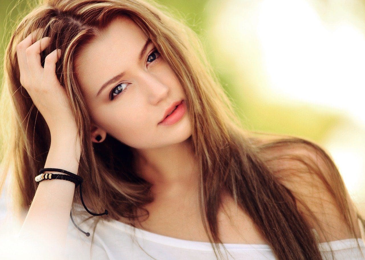 Get Straight Hair Without Causing Damage (And Other Friendly Tips)