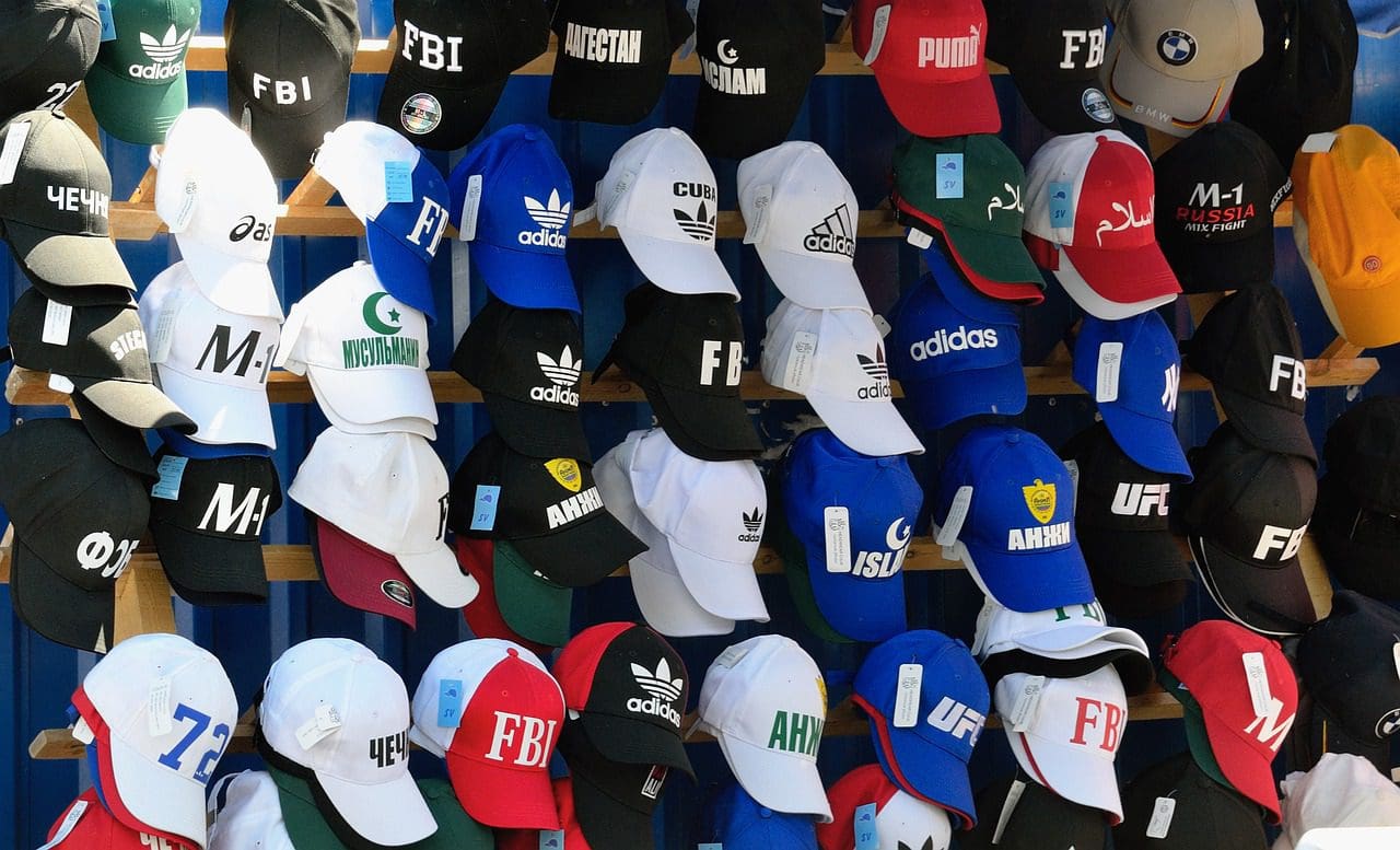 What Are the Best Hats to Wear on Hot Days?