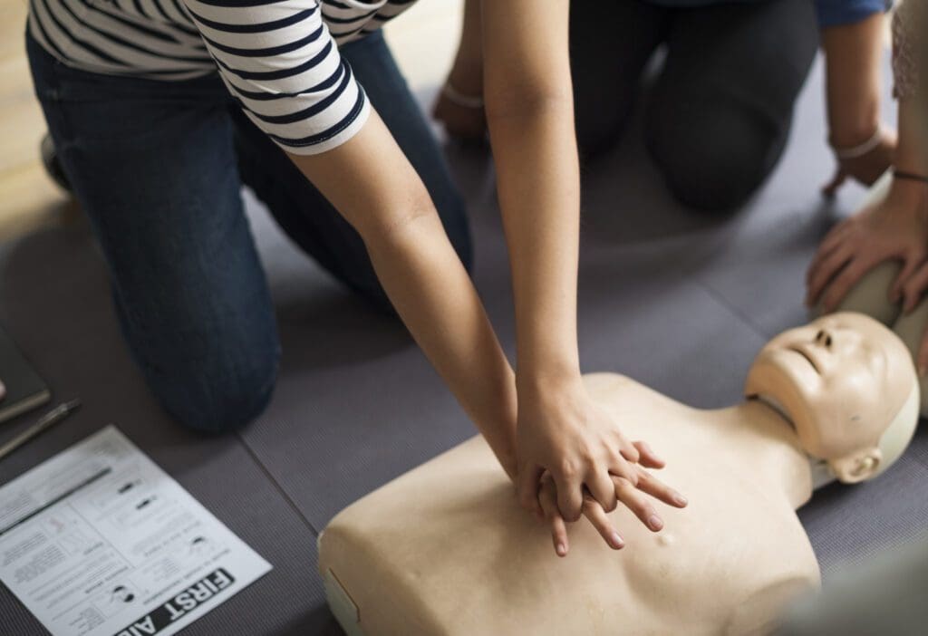 How to Do CPR on Adults in a Life or Death Situation