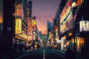 From Sightseeing to Foodie Finds: A Guide to Navigating Tokyo with Your Phone