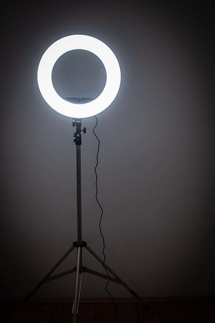 Ring light